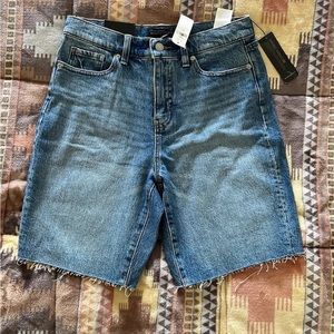 BANANA REPUBLIC DENIM SHORT